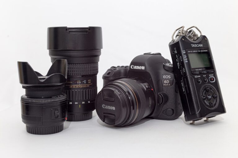 The Ultimate Checklist for Shopping Photography Equipment Online